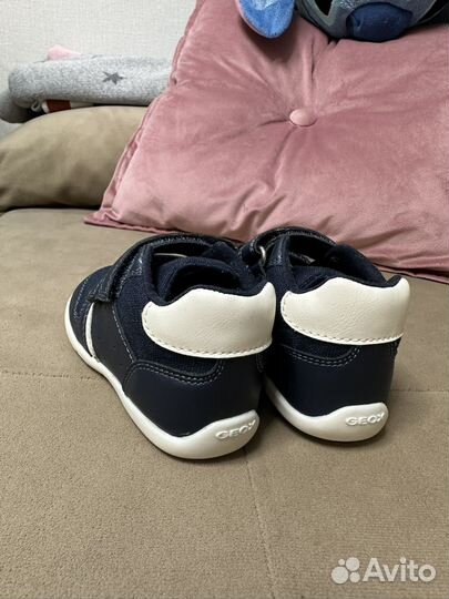Кроссовки Geox на липучке