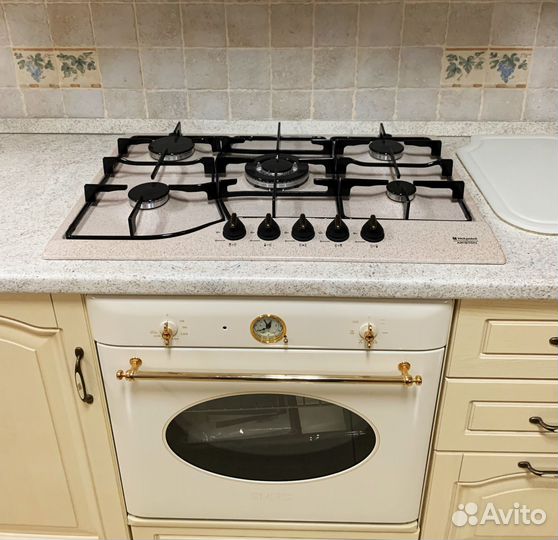 Газовая варочная панель Hotpoint-Ariston PH 750 T