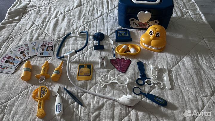 Игровой набор доктора новый