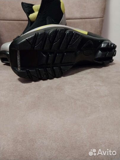 Лыжные ботинки fischer 33 р-р