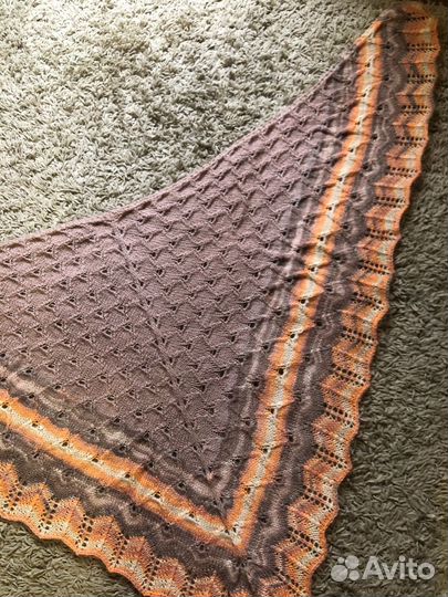 Шаль вязаная