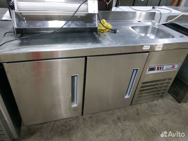 Холодильные и морозильные столы Б/У