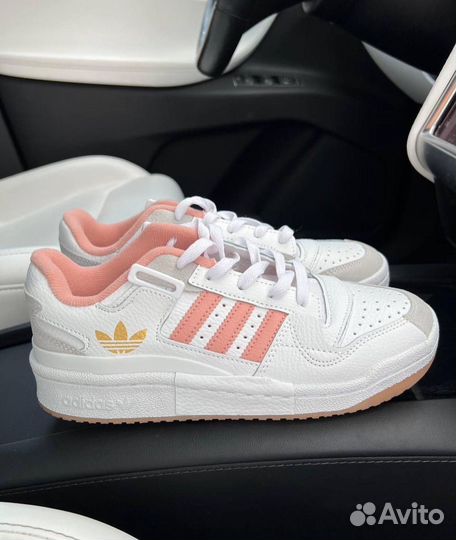 Adidas forum low