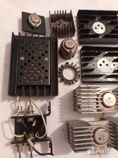 Транзисторы с радиаторами