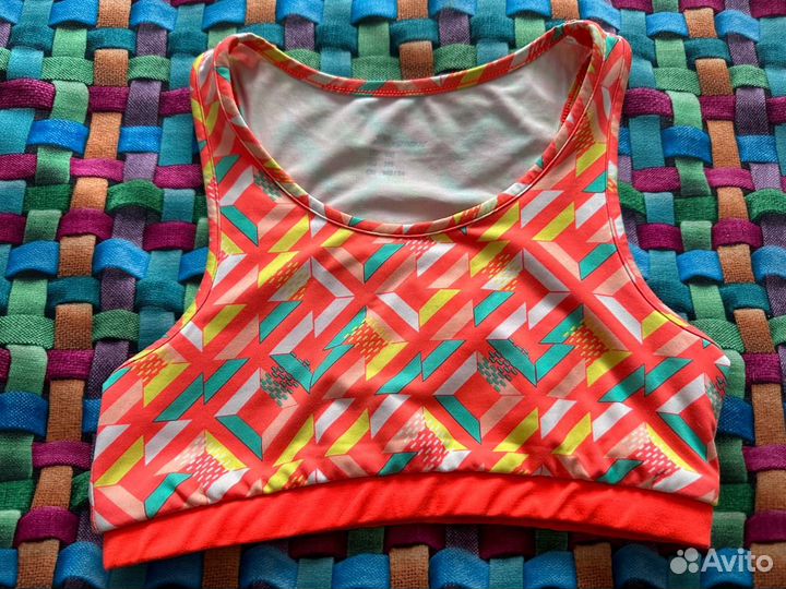 Спортивный- купальный топ, шопты.рост 140 см