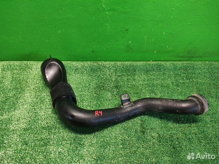 Патрубок воздушного фильтра Land Rover Discovery