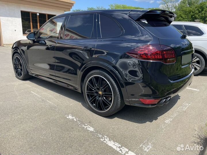 Porsche Cayenne GTS 4.8 AT, 2014, 150 000 км