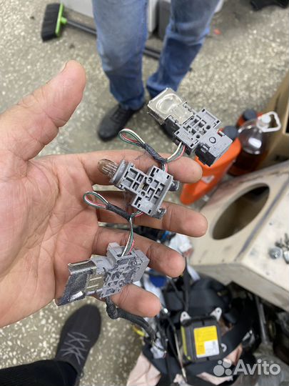 Плафон потолка toyota land cruiser 200