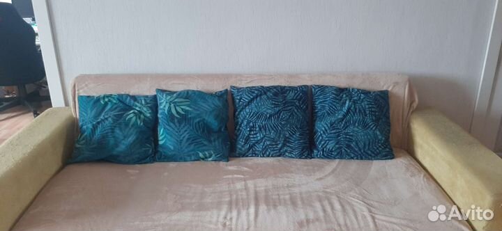 Декоративные диванные подушки