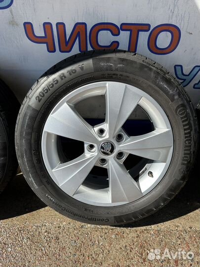 Комплект оригинальных колёс Skoda R16