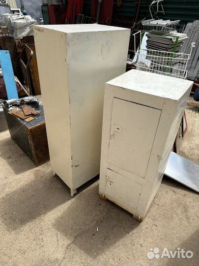 Сейф металлический