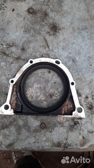 Крышка коленвала задняя BMW 3