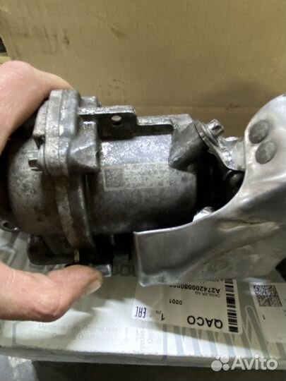 Водяная помпа mercedes w204 2013г двс 274