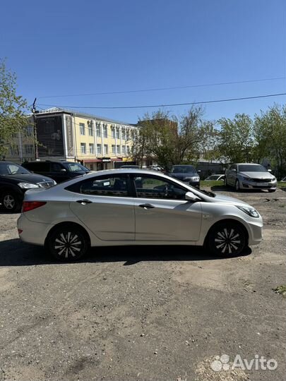 Hyundai Solaris 1.6 AT, 2011, 67 000 км