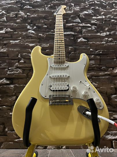 Fender player stratocaster hss