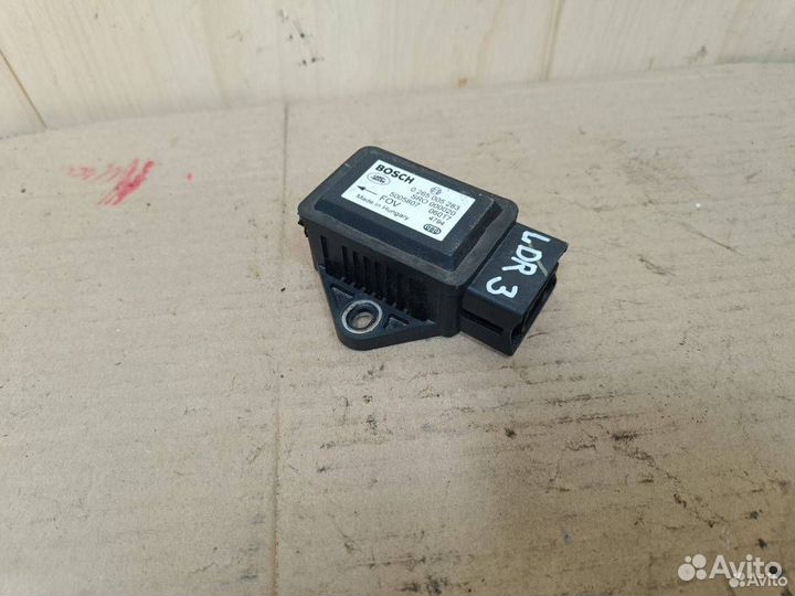 Датчик ускорения Land Rover Discovery 3 2006
