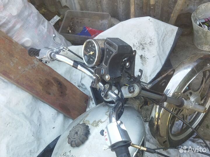 Продаю мопед