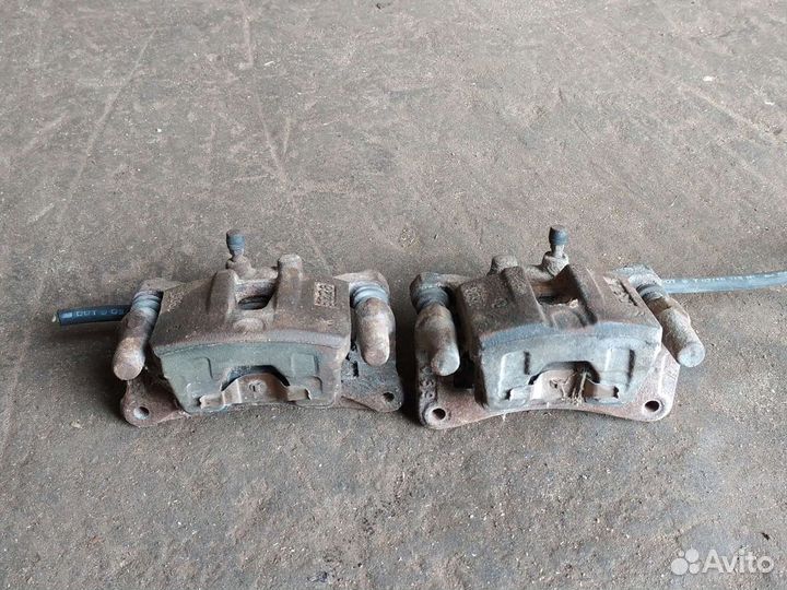 Задний суппорт, mitsubishi outlander xl