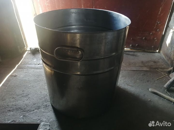 Бак из нержавеющей стали