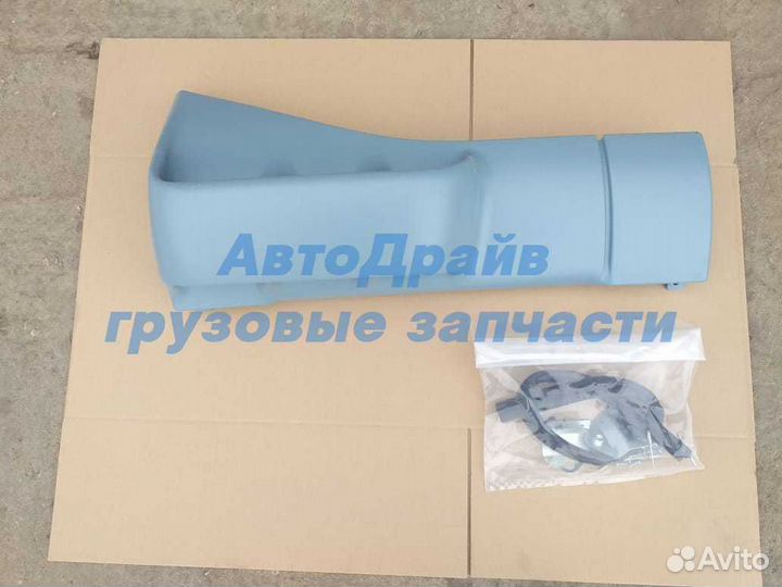 Дефлектор кабины Iveco Stralis Trakker левый