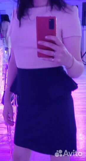 Платье с баской 44 размер