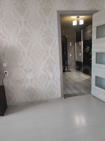 2-к. квартира, 74 м², 4/10 эт.