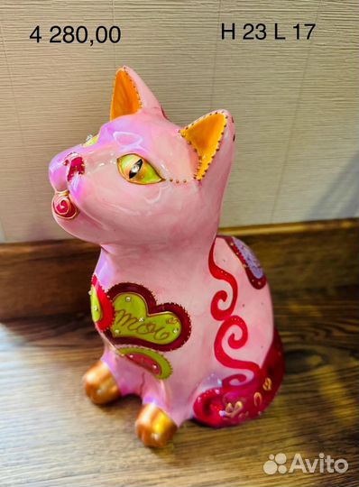 Кошечки и Котофей - статуэтки с ручной росписью