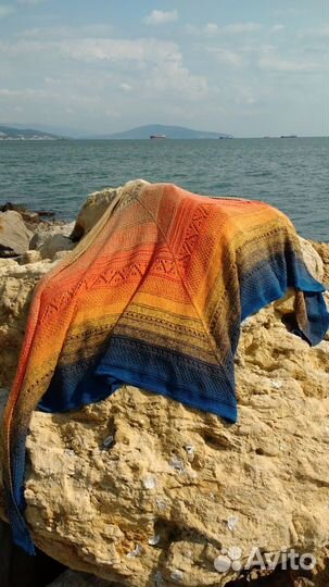 Платок, шаль, бактус ручной работы