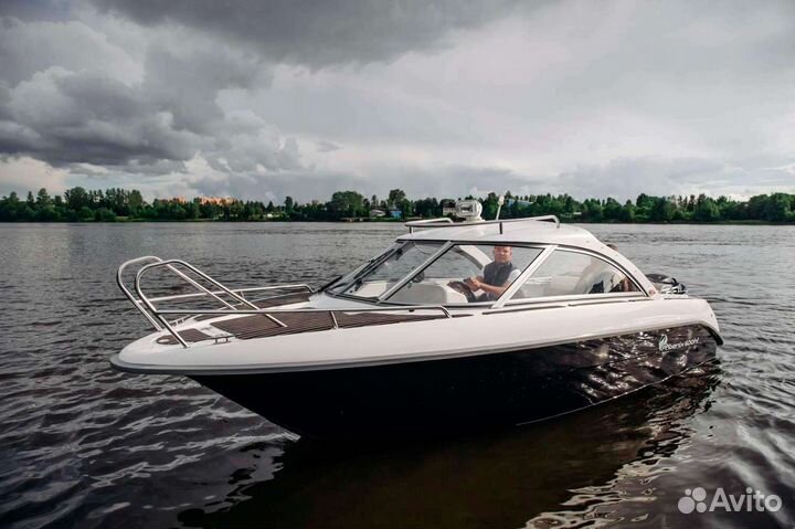 Катер Phoenix 600HT