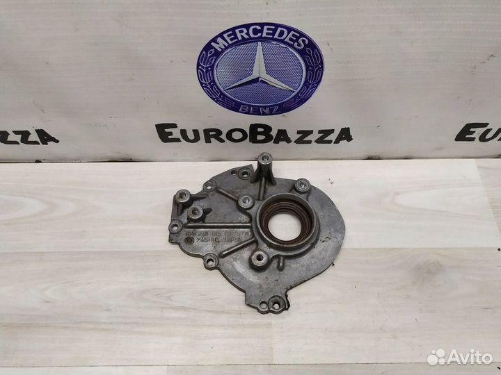 Передняя крышка головки блока Mercedes M275