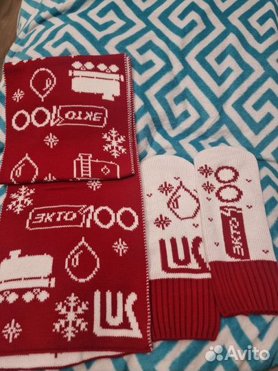 Комплект шарф и варежки