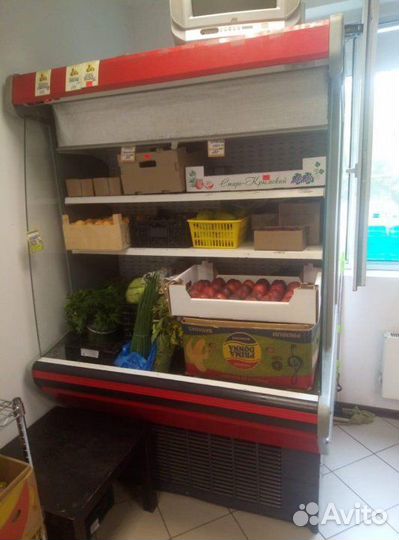 Холодильная витрина вертикальная бу