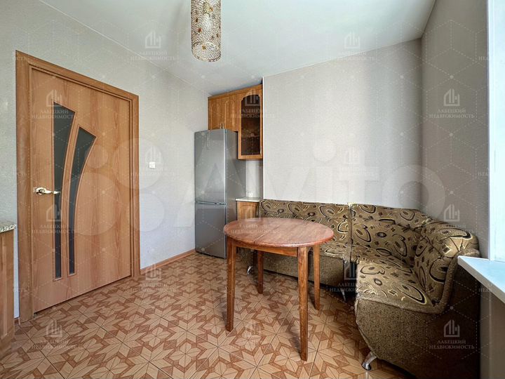 3-к. квартира, 80,8 м², 3/4 эт.