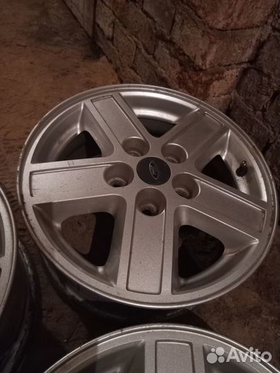 Литые диски R15 на Форд 5l841007eb