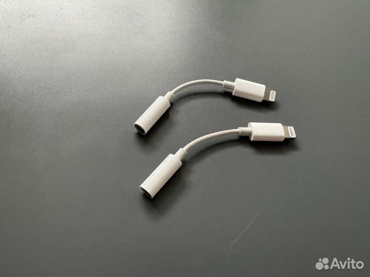 Переходник Lightning 3.5 mm Headphone Jack adapter