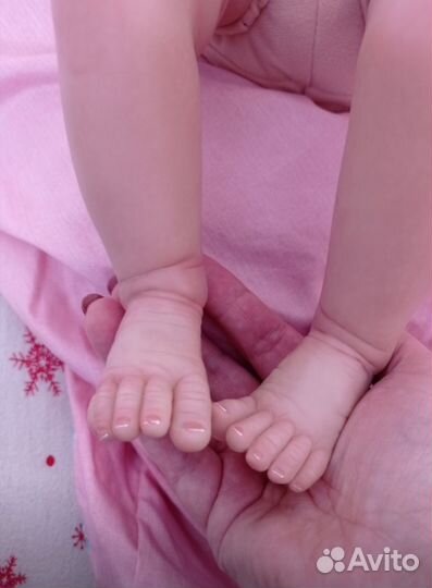 Реалистичная малышка Реборн силиконовая,новая 52см