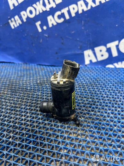 Моторчик омывателя лобового стекла Hyundai Accent