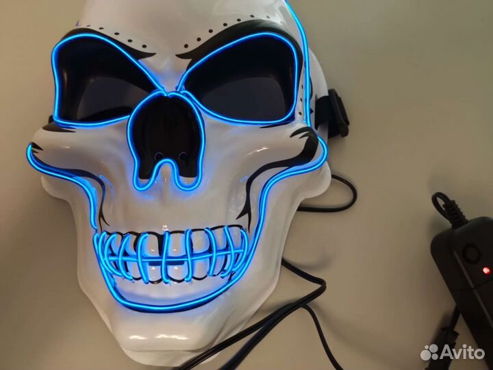 Маска карнавальная