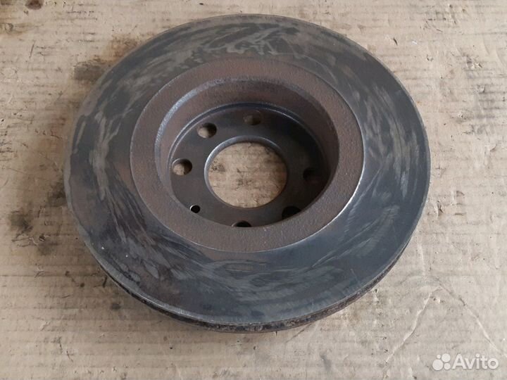 Диск тормозной передний Опель Вектра Б