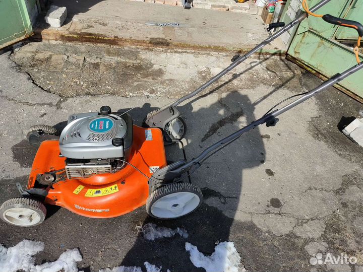 Газонокосилка бензиновая бу