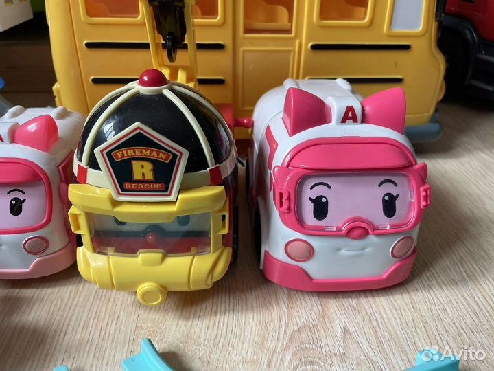 Поли робокар