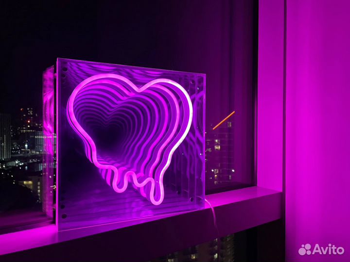 Мебель с бесконечным эффектом