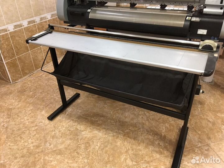 Печатающе - режущий плоттер mimaki cjv30-100