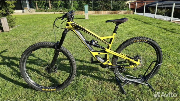 Карбоновый горный велосипед YT Capra CF