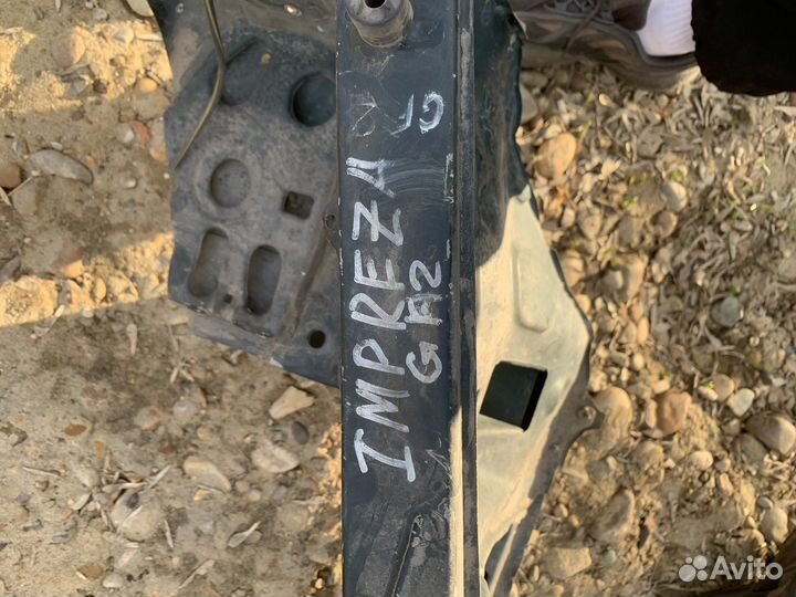 Телевизор на subaru impreza GF2