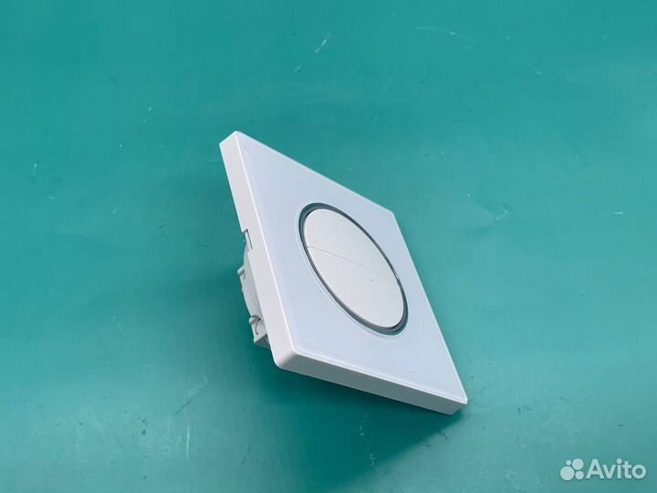 19321 Настенный светильник Wallpad