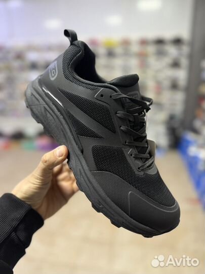 Кроссовки sprandi