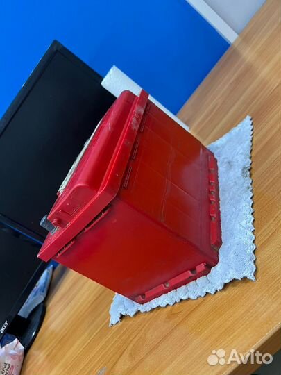 Аккамулятор автомобильный