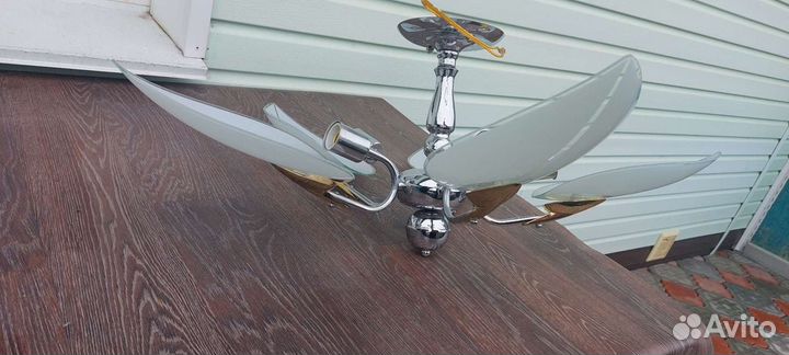 Люстра потолочная