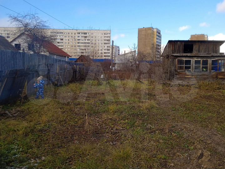 Дача 10 м² на участке 6 сот.